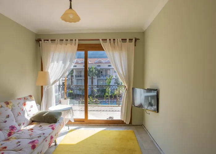 Zuzu Marmaris Daily Weekly Βίλα İcmeler