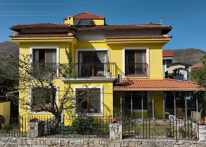 Zuzu Marmaris Daily Weekly Βίλα İcmeler